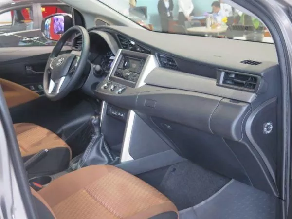 Chương Trình Khuyến Mãi Xe Toyota Innova 9 Toyota Innova