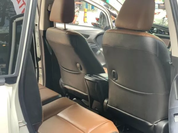Toyota Innova 2.0E 2018 - Xe Qua Sử Dụng 4 Toyota Innova 2.0E 2018 - Xe Qua Sử Dụng
