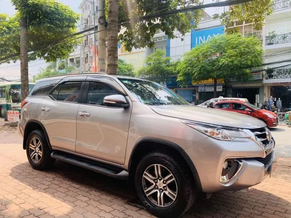 Toyota Fortuner 2.7At 2017, 1 Cầu - Xe Qua Sử Dụng 2 Toyota Fortuner 2.7At 2017, 1 Cầu - Xe Qua Sử Dụng