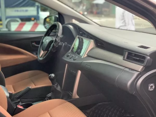 Toyota Innova 2.0E Mt 2019 - Xe Qua Sử Dụng 3 Toyota Innova 2.0E Mt 2019 - Xe Qua Sử Dụng