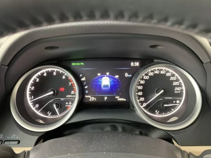 Toyota Camry 2.5Q 2019 8 Toyota Camry 2.5Q 2019