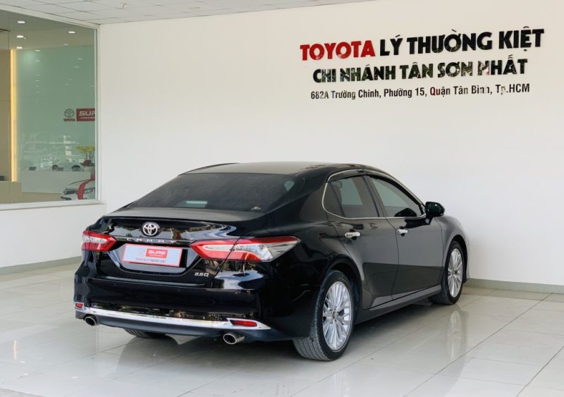 Toyota Camry 2.5Q 2019