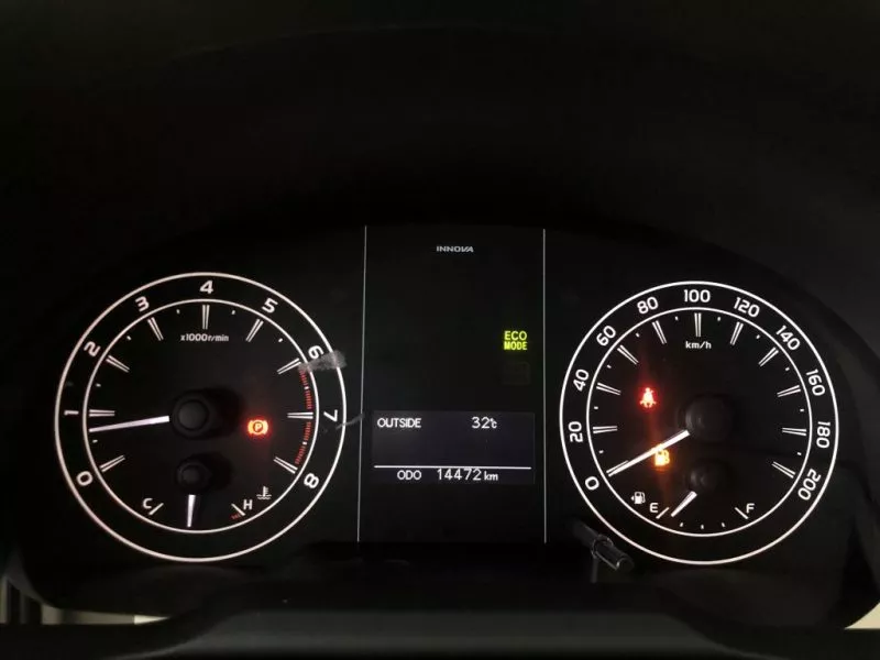 Toyota Innova 2.0E 2019 8 Toyota Innova 2.0E 2019