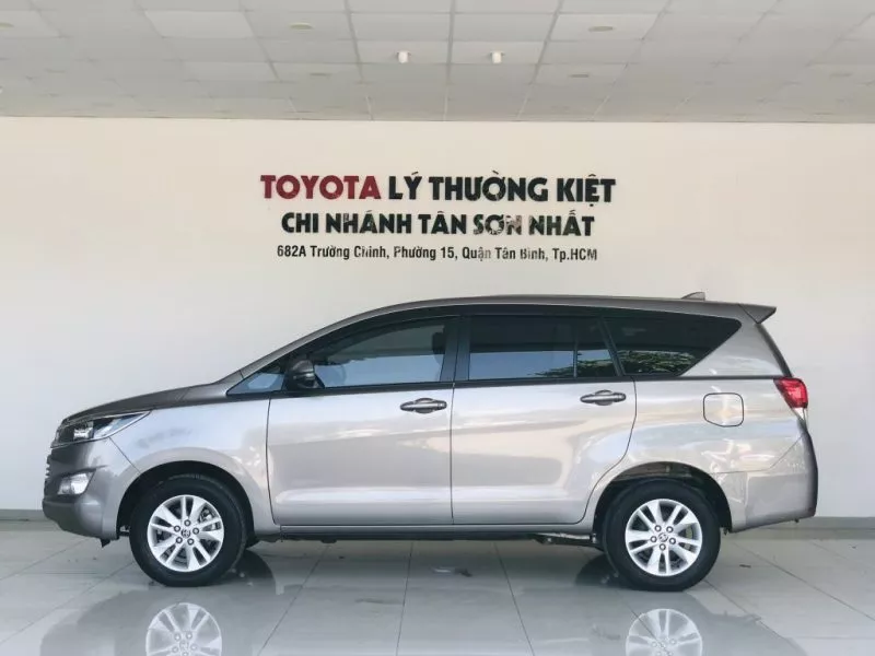 Toyota Innova 2.0E 2020 4 Toyota Innova 2.0E 2020