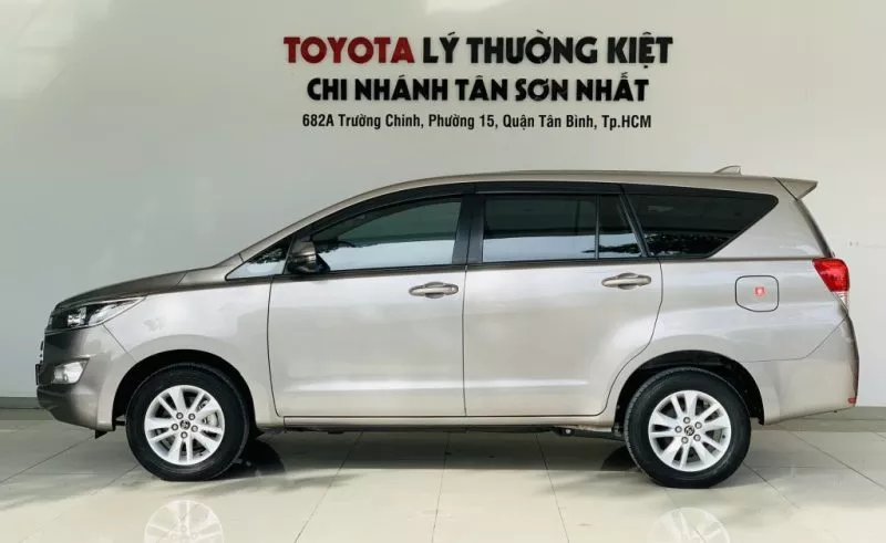 Toyota Innova 2.0E 2018 4 Toyota Innova 2.0E 2018