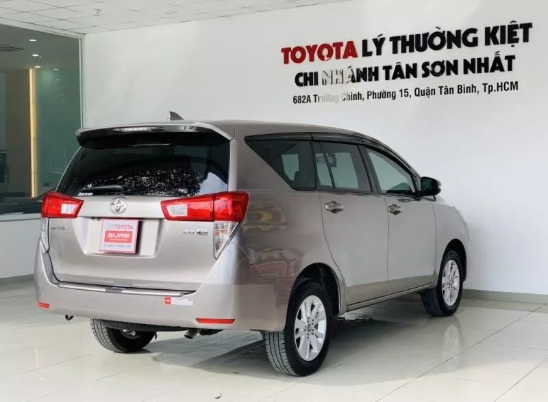 Toyota Innova 2.0E 2018 9 Toyota Innova 2.0E 2018