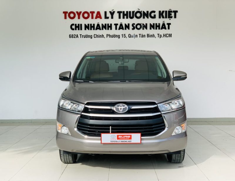 Toyota Innova 2.0E 2018