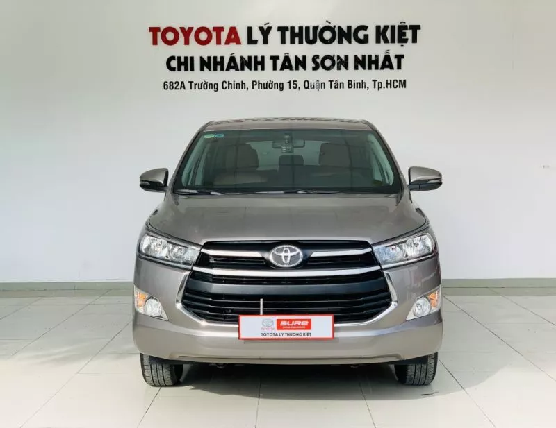 Toyota Innova 2.0E 2018 2 Toyota Innova 2.0E 2018