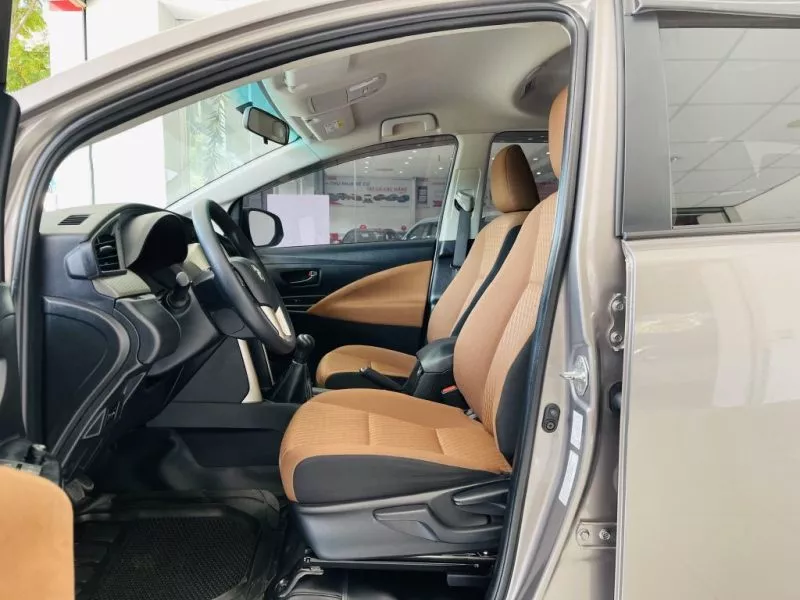 Toyota Innova 2.0E 2017 5 Toyota Innova 2.0E 2017