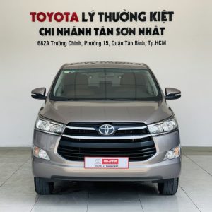 TOYOTA INNOVA 2.0E 2017