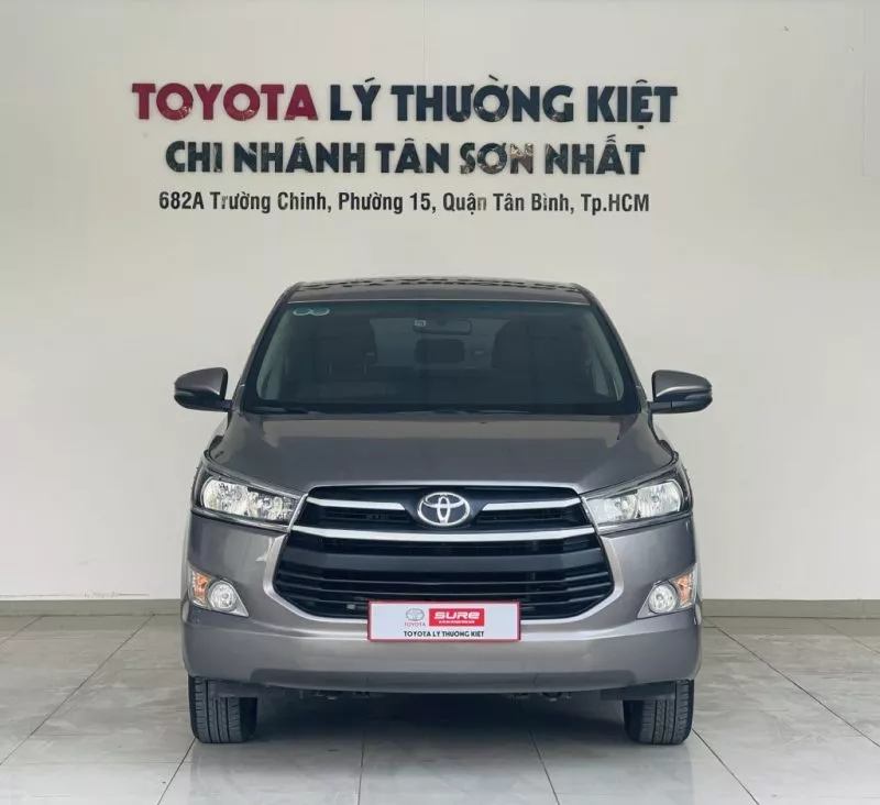 Toyota Innova 2.0E 2018 2 Toyota Innova 2.0E 2018