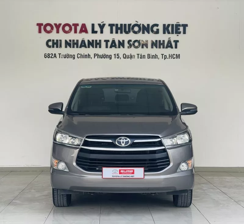 Toyota Innova 2.0E 2018 1 Toyota Innova 2.0E 2018