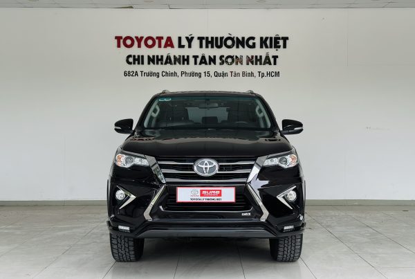 Toyota Fortuner 2.7At 4X2 2017