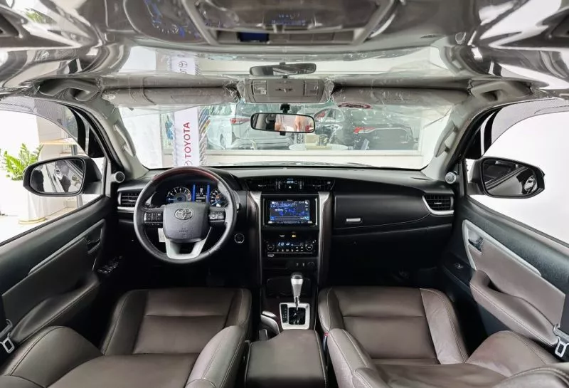 Toyota Fortuner 2.7At 4X2 2017 4 Toyota Fortuner 2.7At 4X2 2017