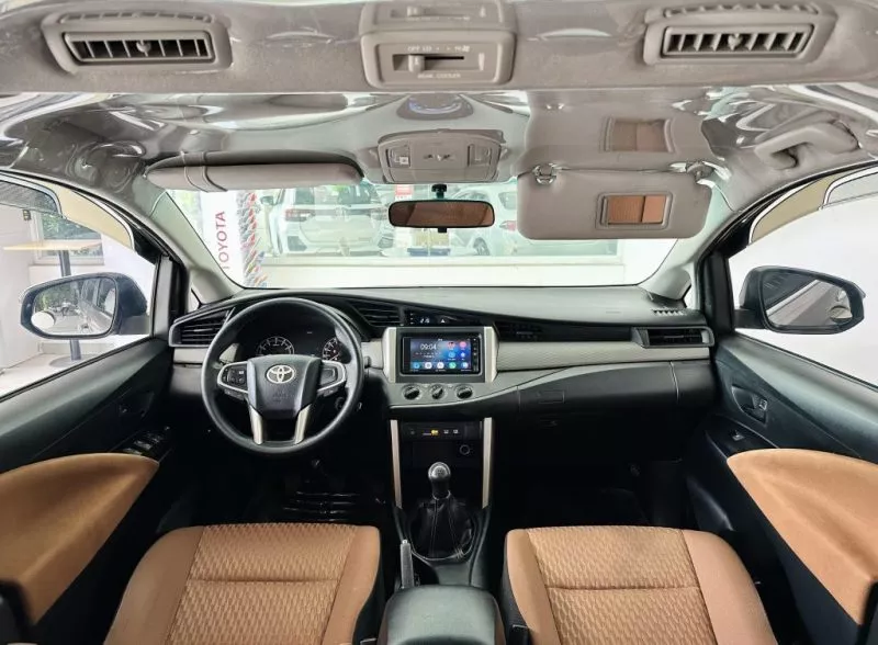 Toyota Innova 2.0Mt 2016 7 Toyota Innova 2.0Mt 2016