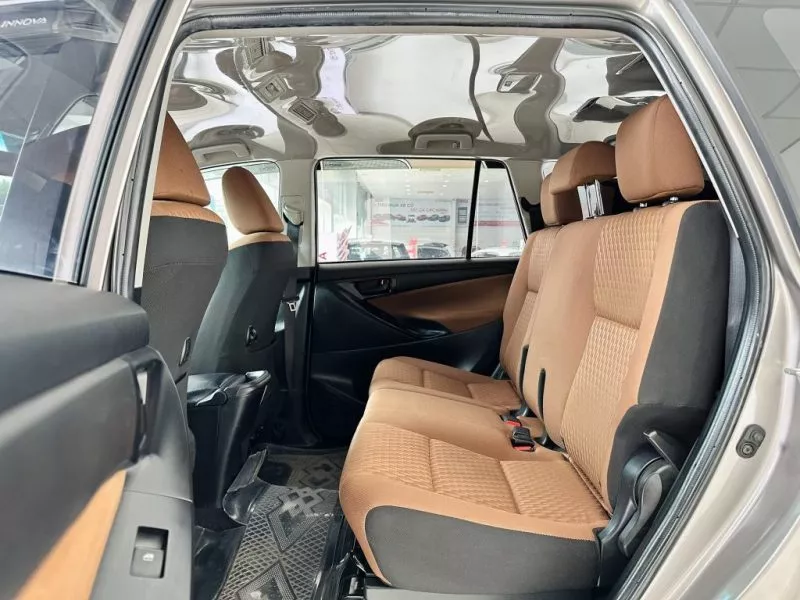 Toyota Innova 2.0Mt 2016 10 Toyota Innova 2.0Mt 2016
