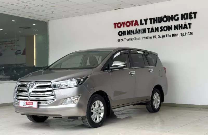 Toyota Innova 2.0Mt 2016 3 Toyota Innova 2.0Mt 2016