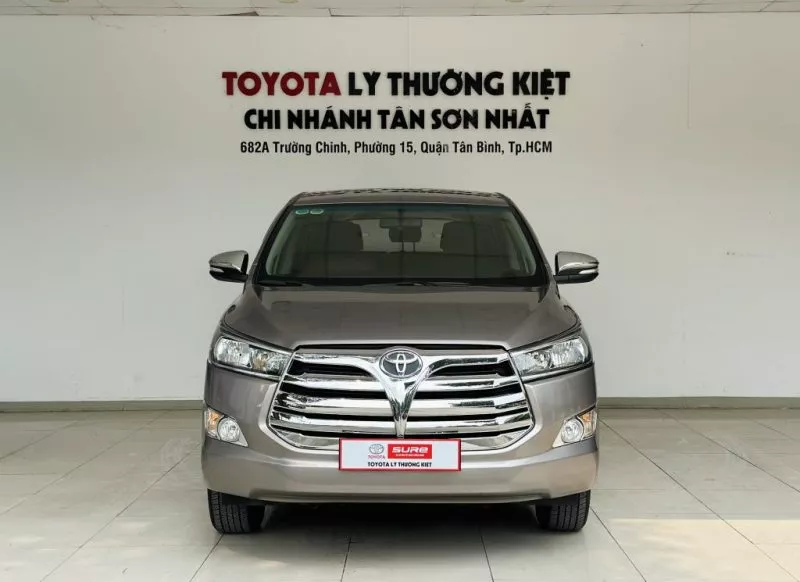 Toyota Innova 2.0Mt 2016 2 Toyota Innova 2.0Mt 2016