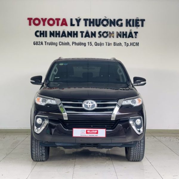 Toyota Fortuner 2.7At 4X2 2017