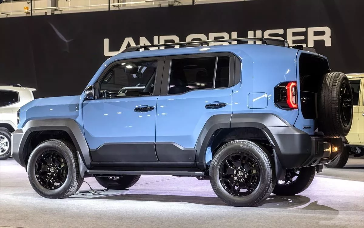Toyota Land Cruiser FJ 2026 Thân Xe
